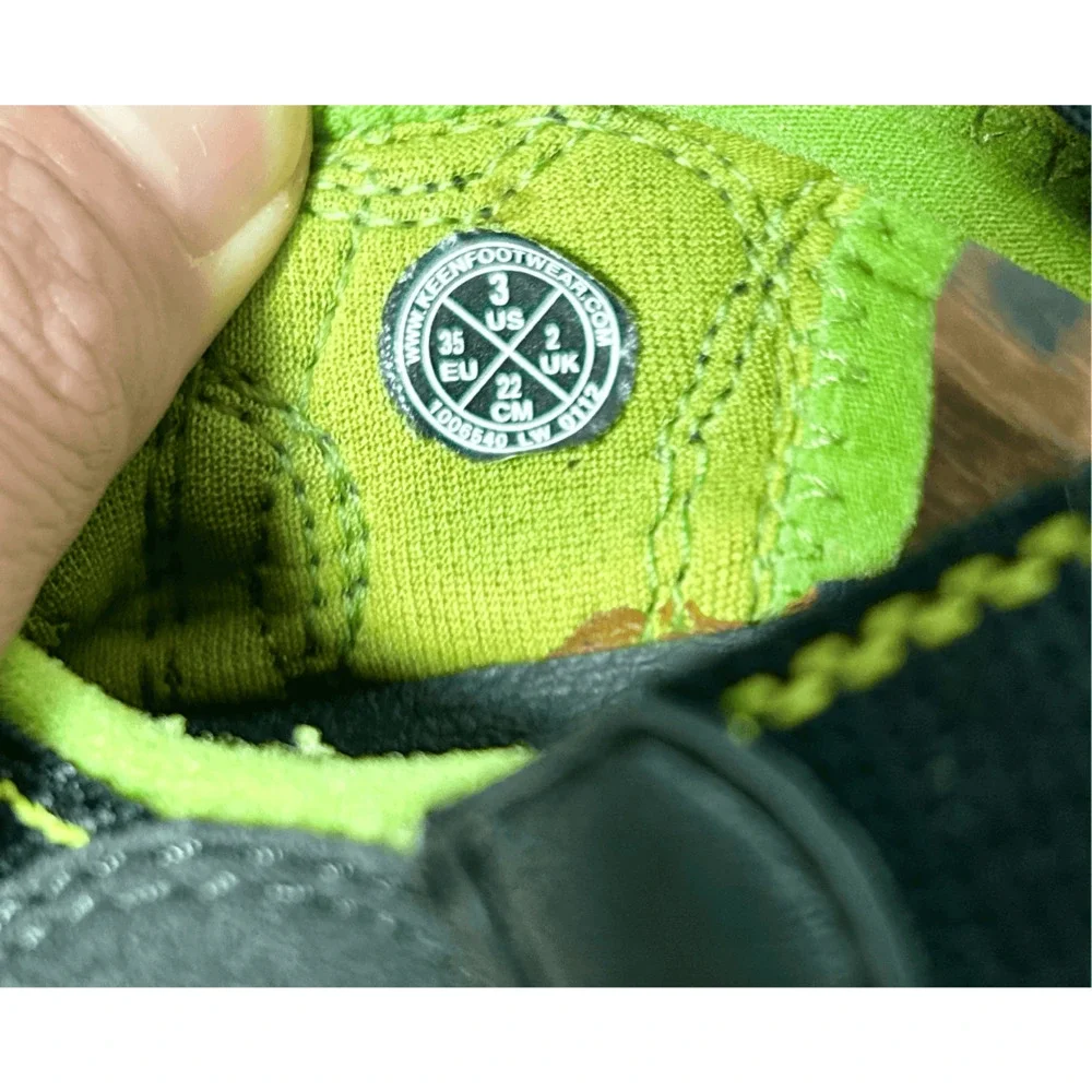 Keen Newport H2 Boys Youth Sandals Black & Neon Green Sz 3